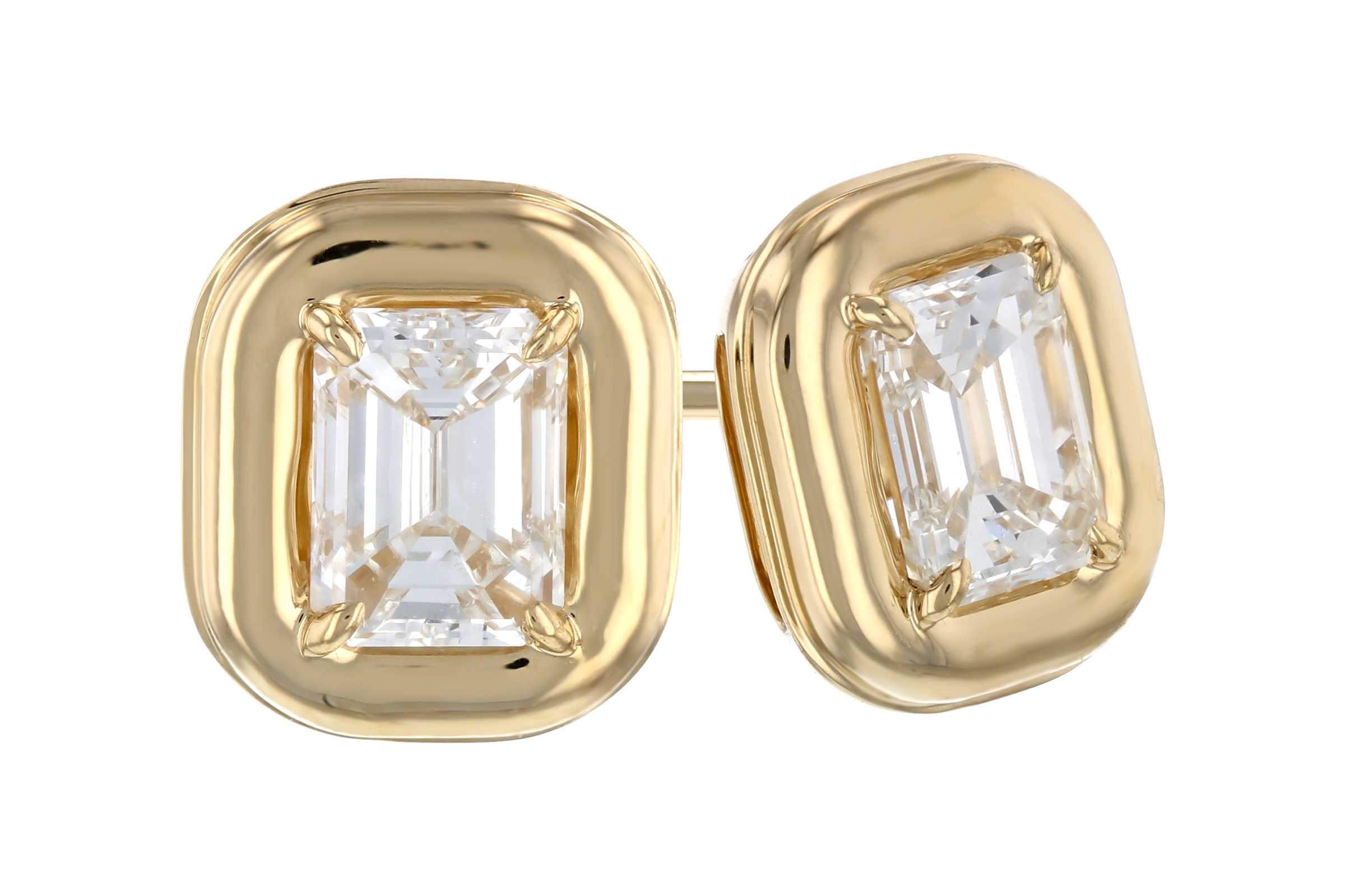 A330-30466: EARRINGS .48 TW EMERALD CUT DIA