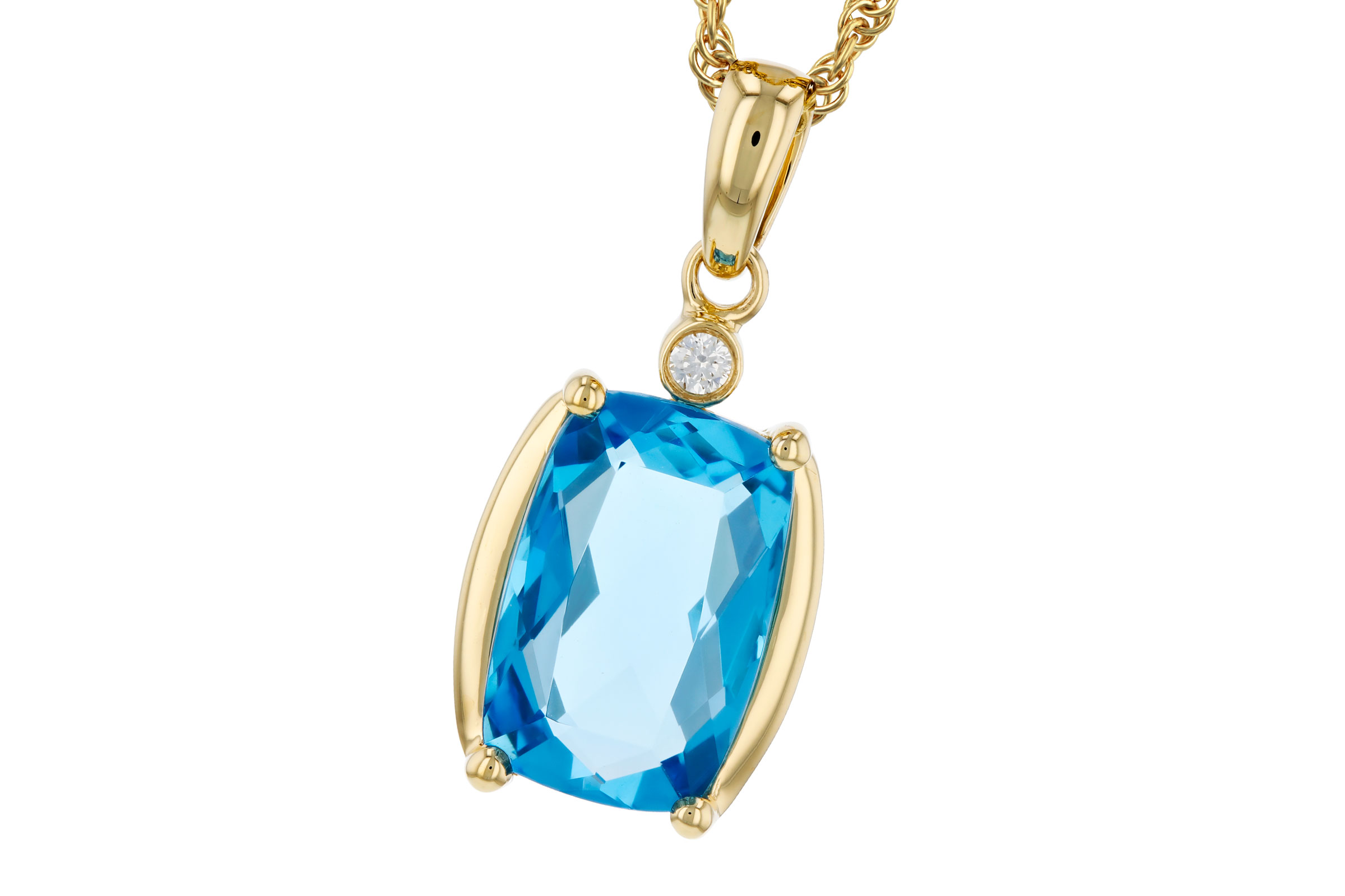 C330-29557: NECKLACE 2.88 BLUE TOPAZ 2.90 TGW (11x7MM BT)