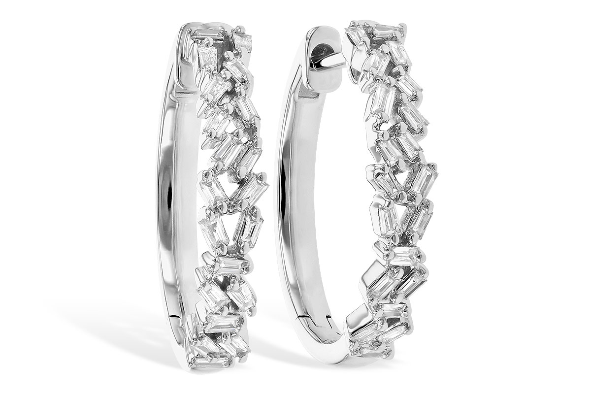 D327-57793: EARR .26 TW BAGUETTES
